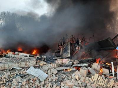 Погранслужба Украины показала разрушенные после обстрелов объекты в Киевской области