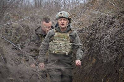 Украина ввела военное положение после начала Россией операции