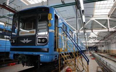 В Новосибирске отремонтировали состав вагонов метро 1985 года выпуска
