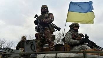 Глава ЛНР заявил, что украинские военные складывают оружие
