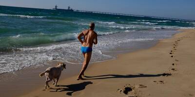 На нескольких пляжах Израиля запрещено купаться и заниматься спортом
