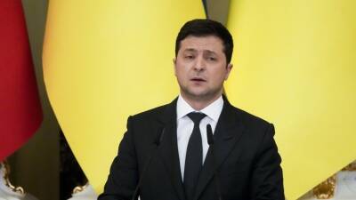 Зеленский объявил о разрыве дипотношений Украины с Россией
