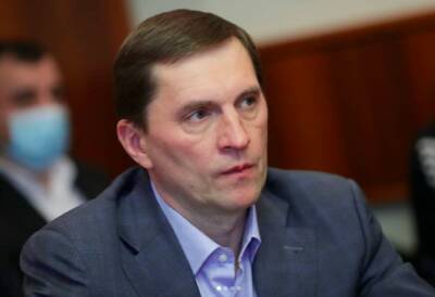Депутат Госдумы от Новосибирской области Игнатов назвал персональные санкции ЕС второстепенными на фоне ситуации в Донбассе