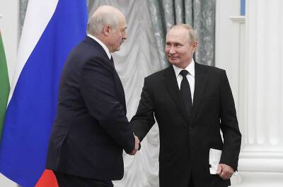 Лукашенко пообещал обсудить с Путиным прикрытие западного направления