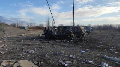 Офис президента Украины: с начала вторжения России погибли более 40 военных