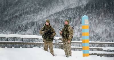Западные границы Украины открыты, ограничения на выезд не вводили