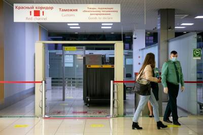 Аэропорт Пулково сообщил об отмене рейсов на юг страны и дал расписание поездов