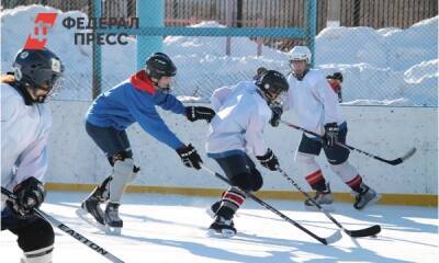 В Магнитогорске прошел турнир по хоккею среди дворовых команд