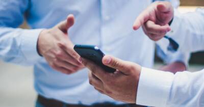 Мобильные операторы согласились обеспечивать связь при нехватке средств на счетах абонентов