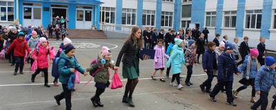 В Тюмени школу эвакуировали из-за сообщения о минировании