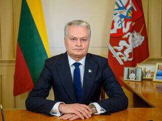 Президент Литвы обратился к россиянам с призывом не молчать и выступить против войны