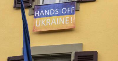 Украину безопасно покинули 37 латвийских граждан, зарегистрированных в консульской службе