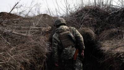 В ДНР заявили о продолжении боестолкновений по всей линии соприкосновения в Донбассе