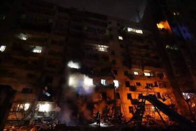СМИ сообщают о попавшем в дом снаряде в Киеве