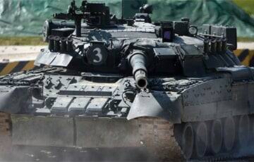 Российские танки, идущие на Киев, остановили возле Иванкова