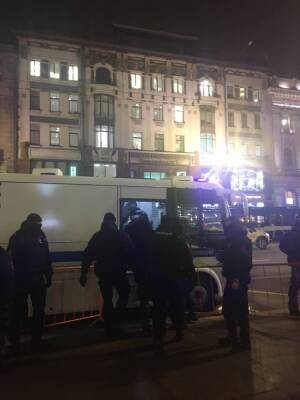 Правозащитники сообщили о пострадавших при задержании на антивоенной акции в Петербурге