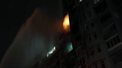 Видео пожара в жилом доме в Киеве
