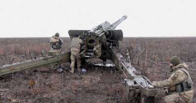 Украинские артиллеристы разбили колонну российской техники под Старобельском