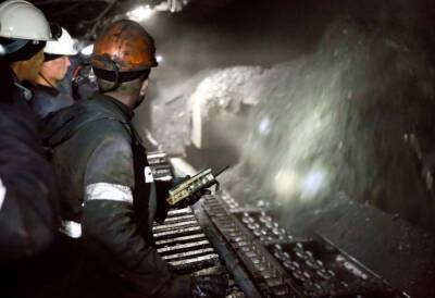 Заблокированные под землей ростовские шахтеры вышли на связь