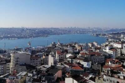 Турция ответила на запрос Киева заявлением о праве российских кораблей следовать через Босфор