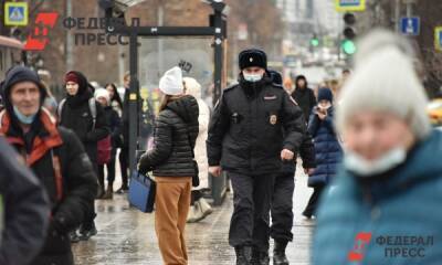 В Оренбурге более 10 человек задержали за антивоенные пикеты