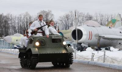 В Красногорске прошел парад военной техники