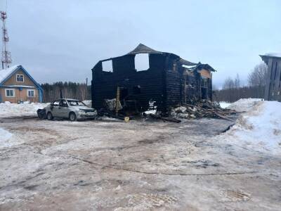 В Сыктывдинском районе сгорел дом многодетной семьи, погорельцам нужна помощь