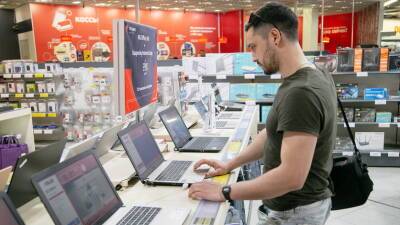 Техника в Тюмени дорожает: магазины электроники срочно меняют ценники