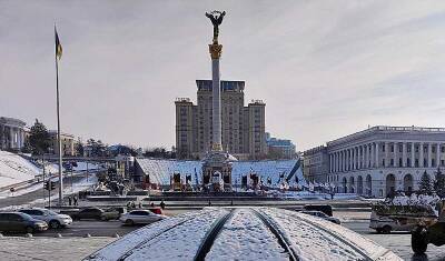 СМИ: в правительственном квартале Киева началась стрельба