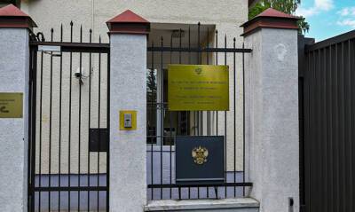 В Литве участники акции против войны в Украине избили российского дипломата