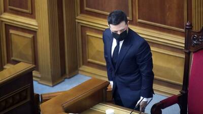 Украинский депутат предложил Зеленскому уйти в отставку ради мира
