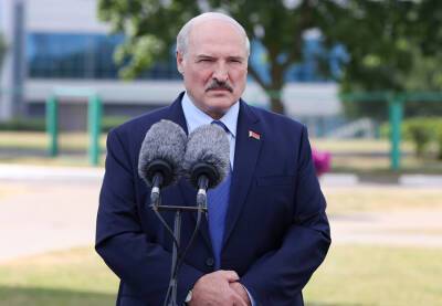 Лукашенко пообещал создать все условия для переговоров в Минске