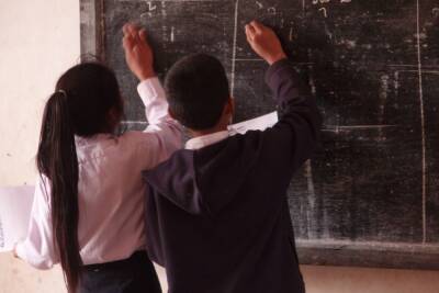 Школьники Чувашии возвращаются к учебе в стенах школы с 28 февраля