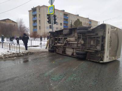 Пятеро человек пострадали при ДТП в Тюменской области