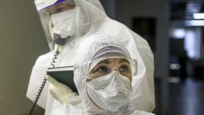 В Волгоградской области зафиксировали 1412 случаев коронавируса за сутки