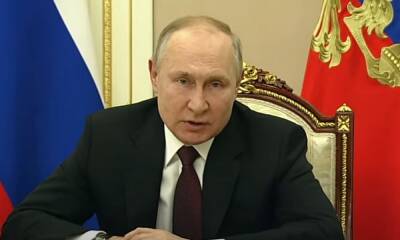 Путин призвал украинских военных «брать власть в свои руки», а Россию тем временем исключили из Совета Европы