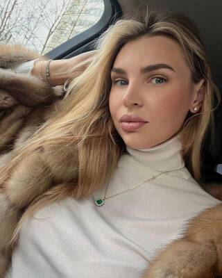 Экс-звезда «Дома-2» Элла Суханова пожаловалась на сложные отношения со свекровью