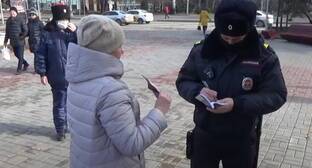 Участница антивоенного пикета в Волгограде отпущена из полиции