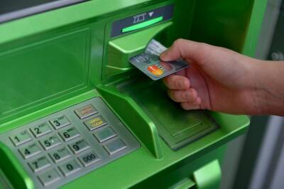 Apple Pay и Google Pay не будут доступны для карт пяти попавших под санкции банков