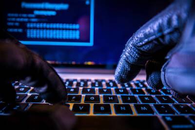Хакерская сеть Anonymous объявила войну российским властям: база данных Минобороны РФ взломана