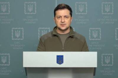Зеленский заявил, что Украина не будет прекращать обороняться
