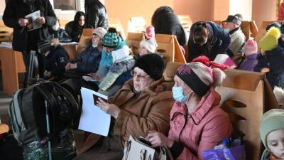 Сотрудники СК России в Ростовской области провели встречу с беженцами из Донбасса