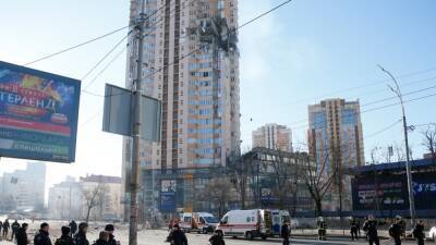 В жилой дом в Киеве попал снаряд, обошлось без жертв