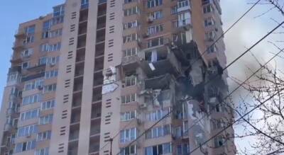 Киев выстоял ночь, но утром крылатые ракеты попали в жилой дом - подробности