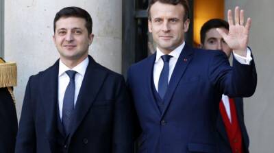 «Антипутинская коалиция». Франция поможет Украине с оружием