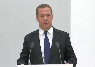 Дмитрий Медведев выступил за возврат смертной казни