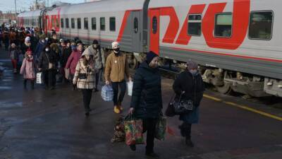 Около 900 беженцев из Донбасса вывезены за сутки из Ростовской области