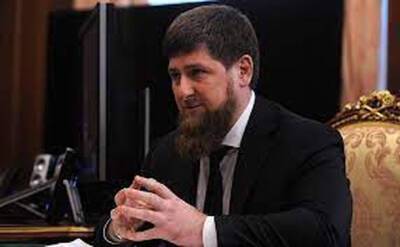 Кадыров потребовал от Зеленского извиниться перед Путиным