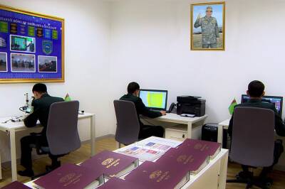 Миграционная служба Туркменистана запустила сайт, на котором платно можно встать в очередь на получение загранпаспорта
