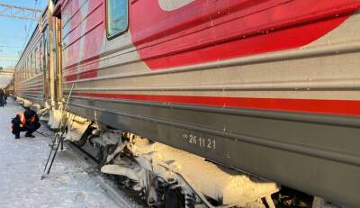 В Карелии железнодорожники спасли жизнь человеку, который не мог уйти с пути перед поездом